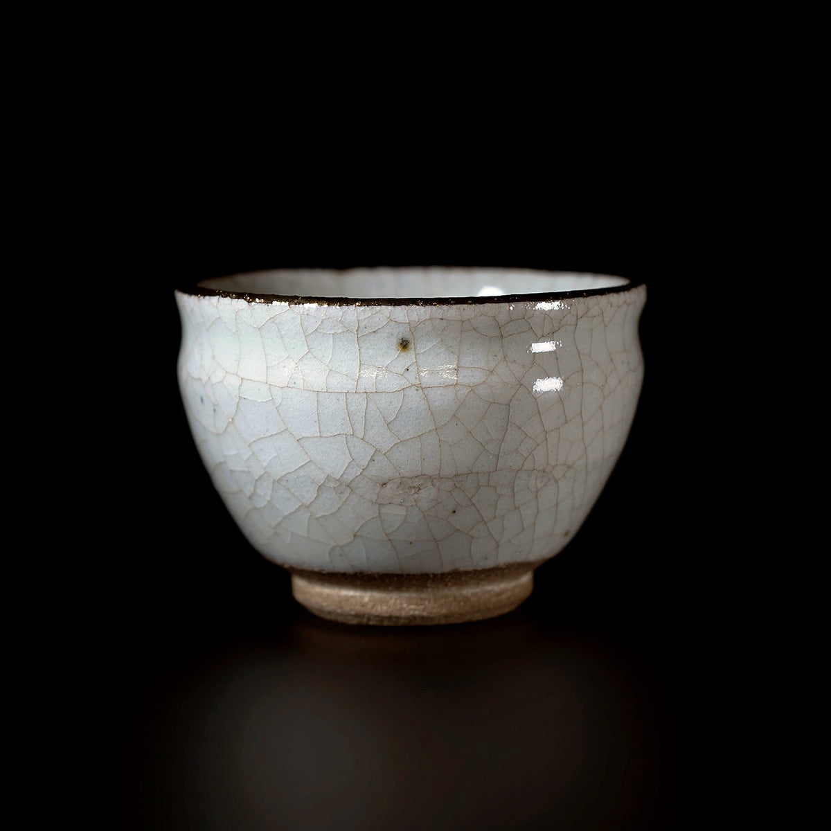 陶芸家・伊藤千穂 ITO Chiho 作品8点を公開しました – 白白庵