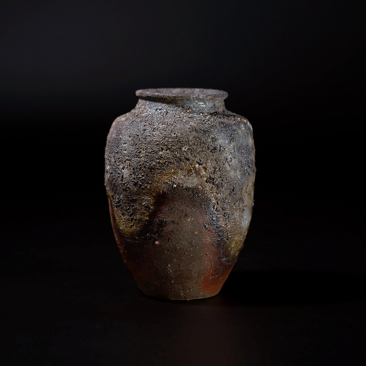 寒風 小壺 25 備前焼 星野聖 備前 小壺 HSNFV001P – 白白庵（PAKUPAKUAN）