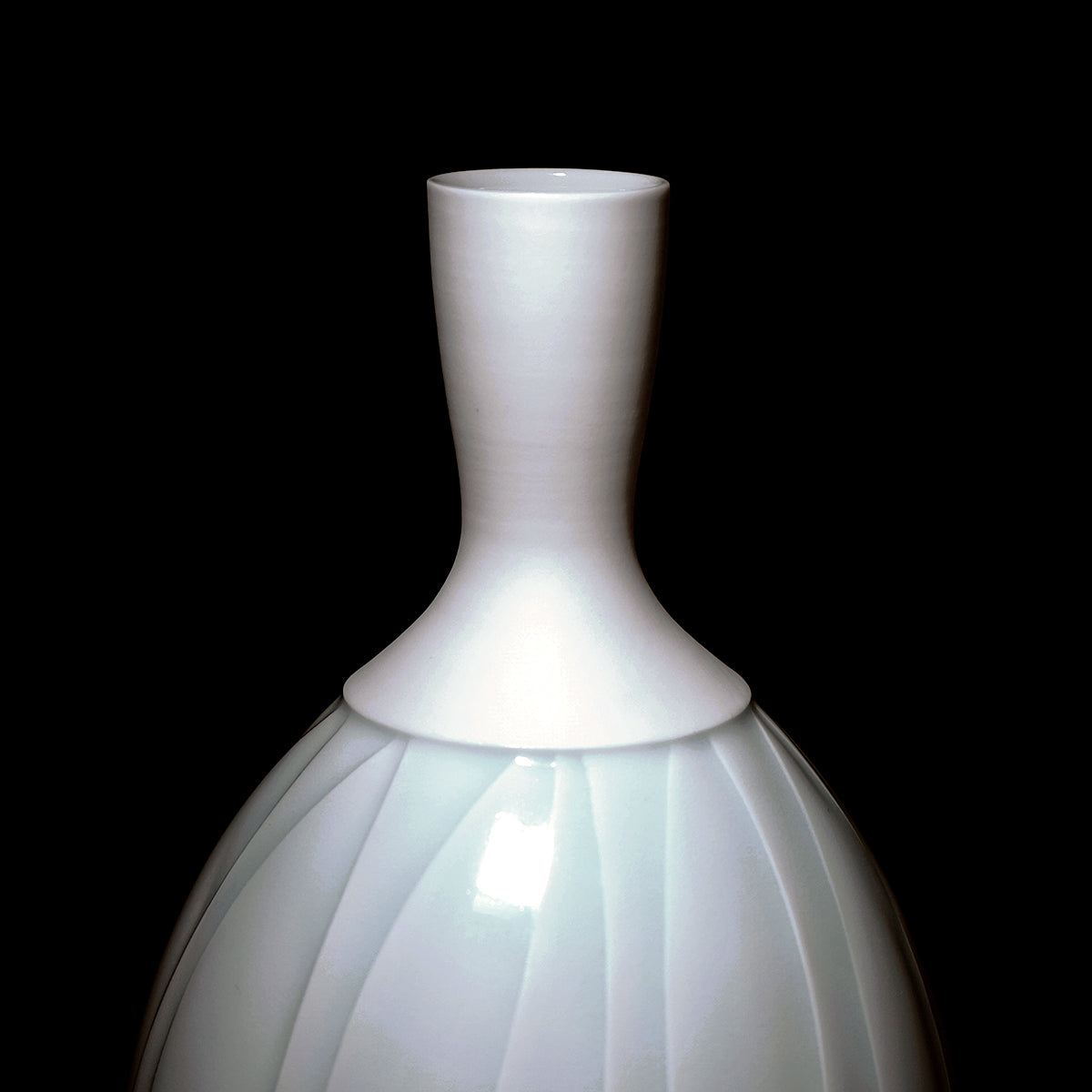 樽田裕史 つぼみ 花器 TRTFV026 – 白白庵（PAKUPAKUAN）