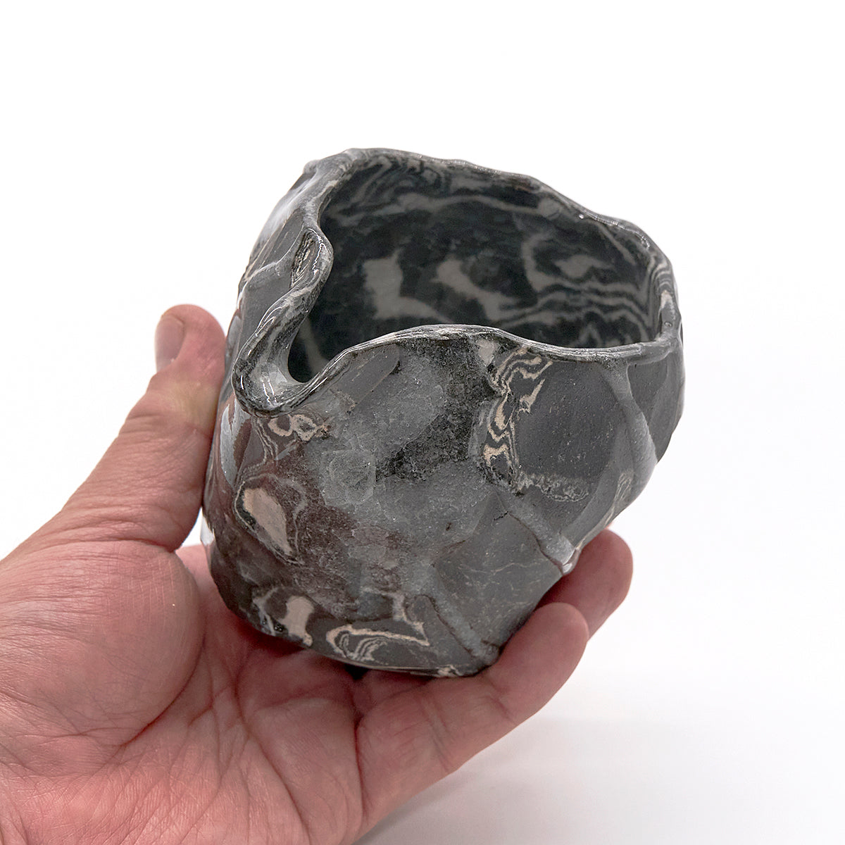 期間限定】《恋する酒呑童子2026》穂高隆児 墨流薄氷片口 HDKRSK002