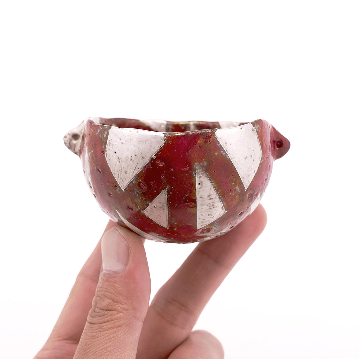 富田啓之 銀彩変則襷文耳付ぐい呑 TMTGN169P – 白白庵（PAKUPAKUAN）