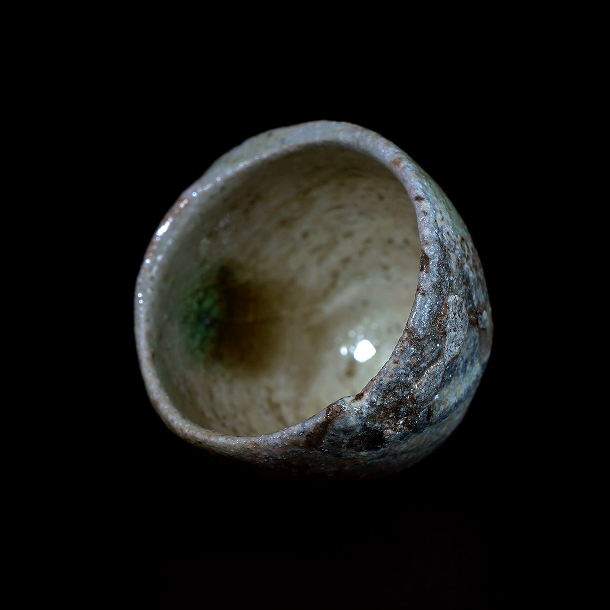 谷本洋 伊賀ぐい呑 風の音 TMYGN011 – 白白庵（PAKUPAKUAN）