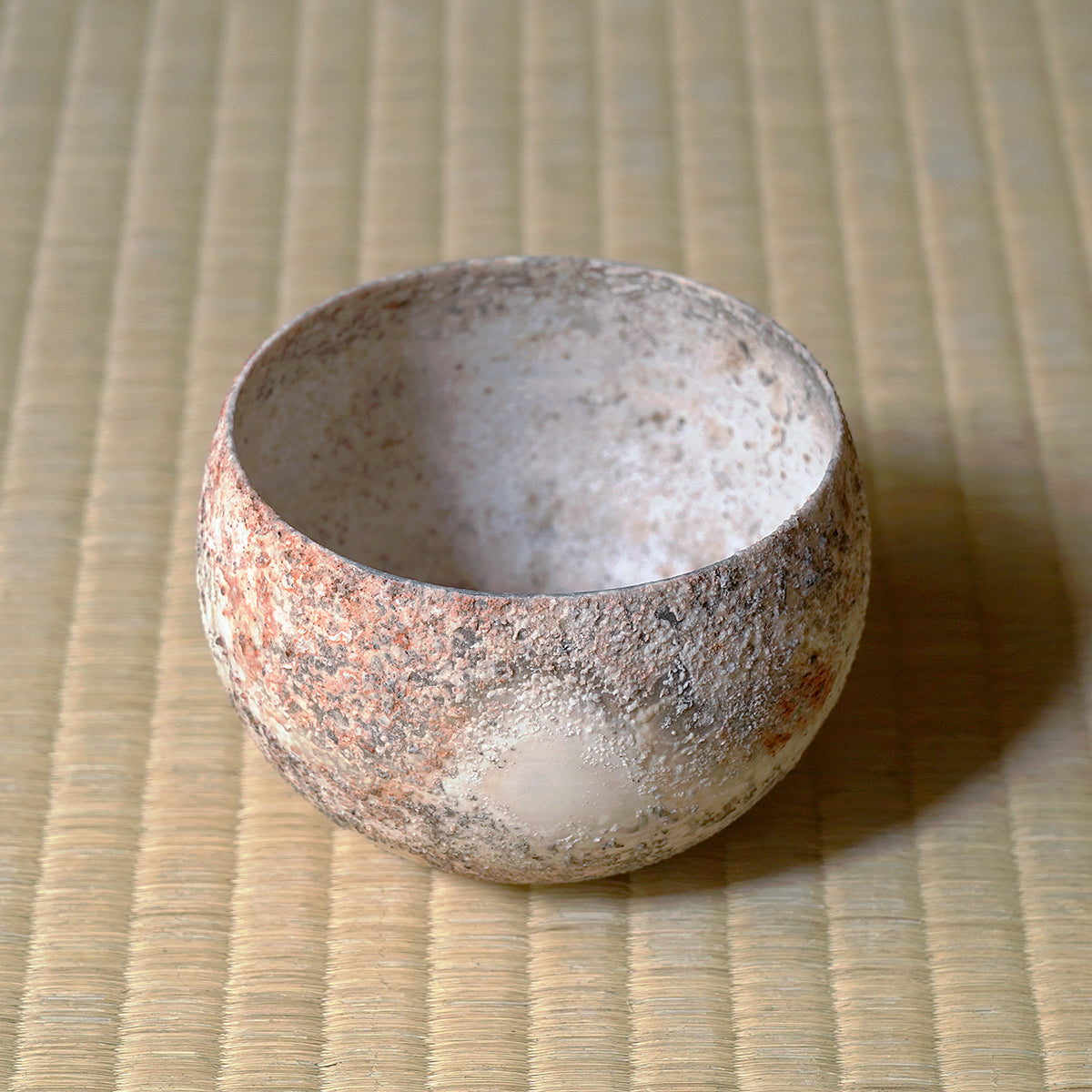 1482  冠音窯 松本幹治郎 創作白磁　雲層文  趣石　未使用 松本治幸 白磁窯変碗 HRYTB015 – 白白庵（PAKUPAKUAN）
