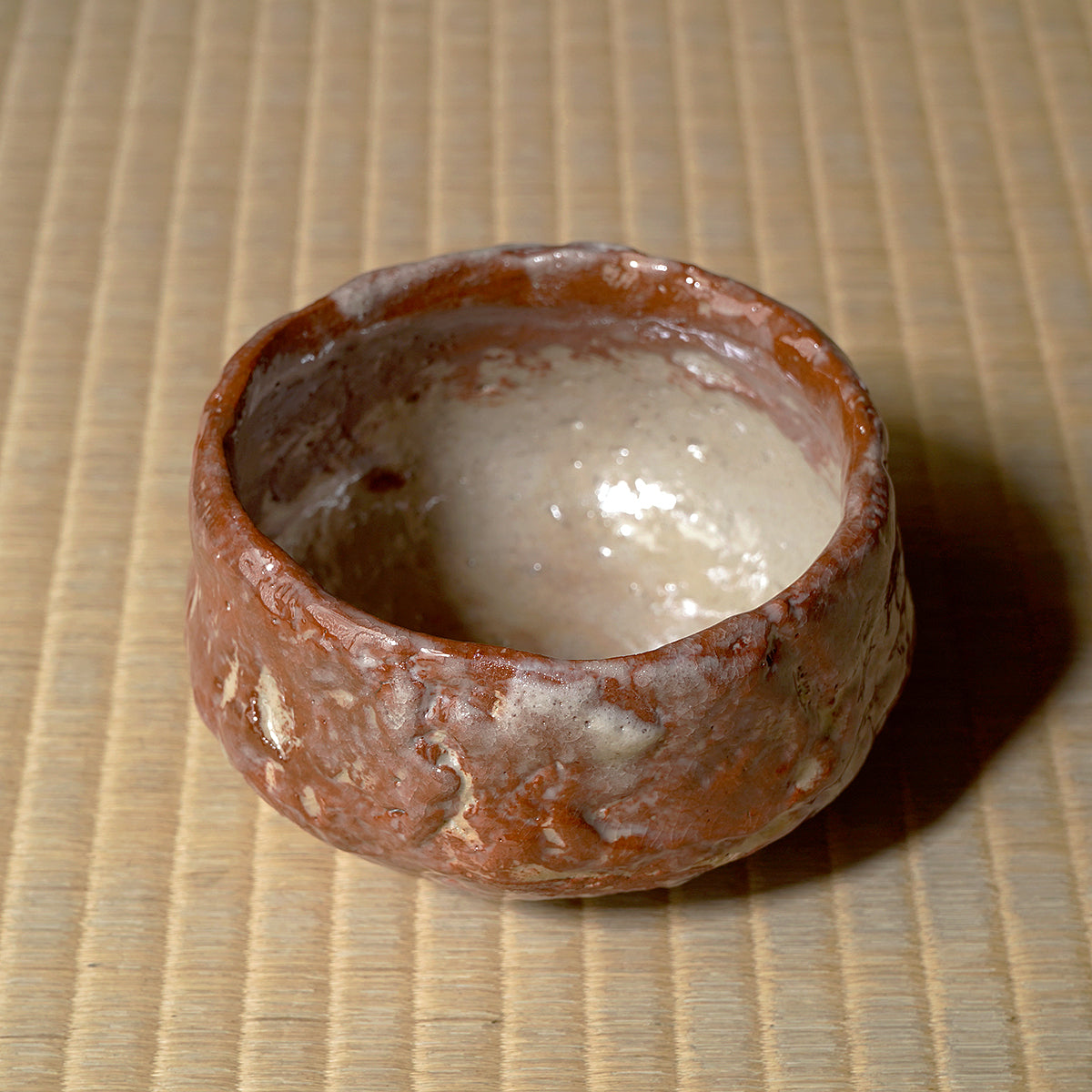 津田友子 赤茶盌（g-337） TSDTB133 – 白白庵（PAKUPAKUAN）