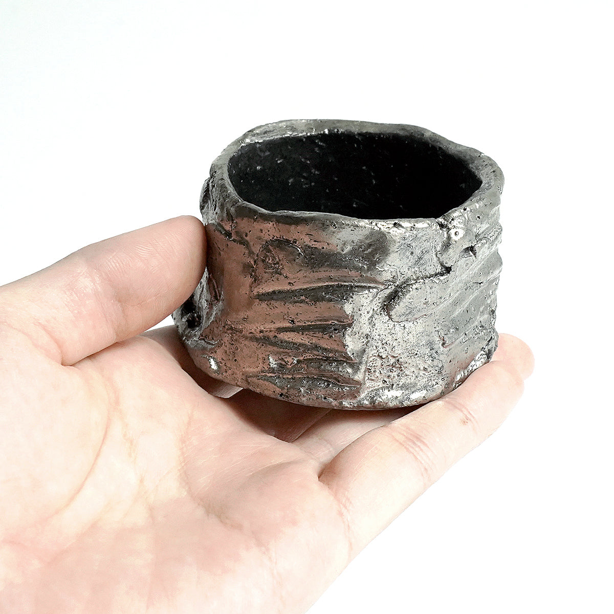 富田啓之 白金彩ぐい呑 TMTGN031 – 白白庵（PAKUPAKUAN）