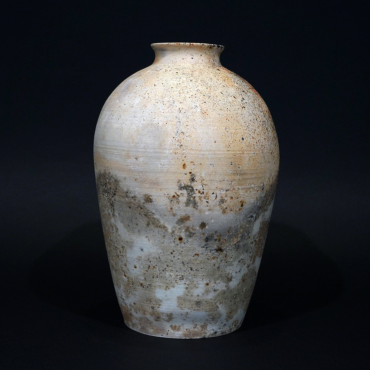 松本治幸 白磁窯変瓶 HRYFV001 – 白白庵（PAKUPAKUAN）