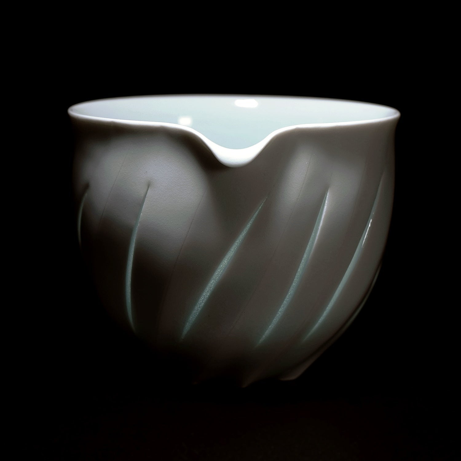 陶芸家・樽田裕史　TARUTA Hiroshi　作品８点を公開しました