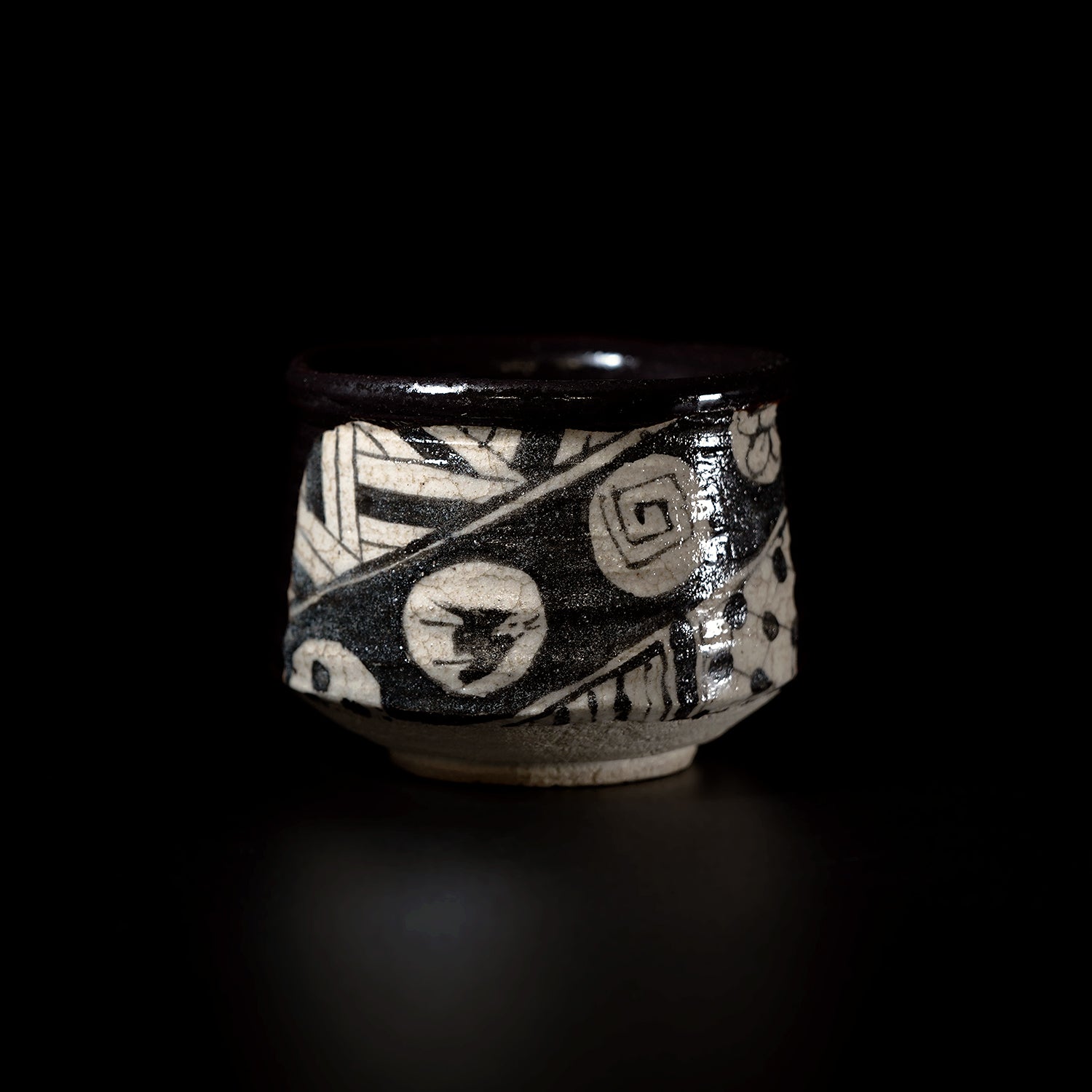 【期間限定】《Life with the Bloom》伊藤千穂　黒織部ぐい呑　ITCBGN005