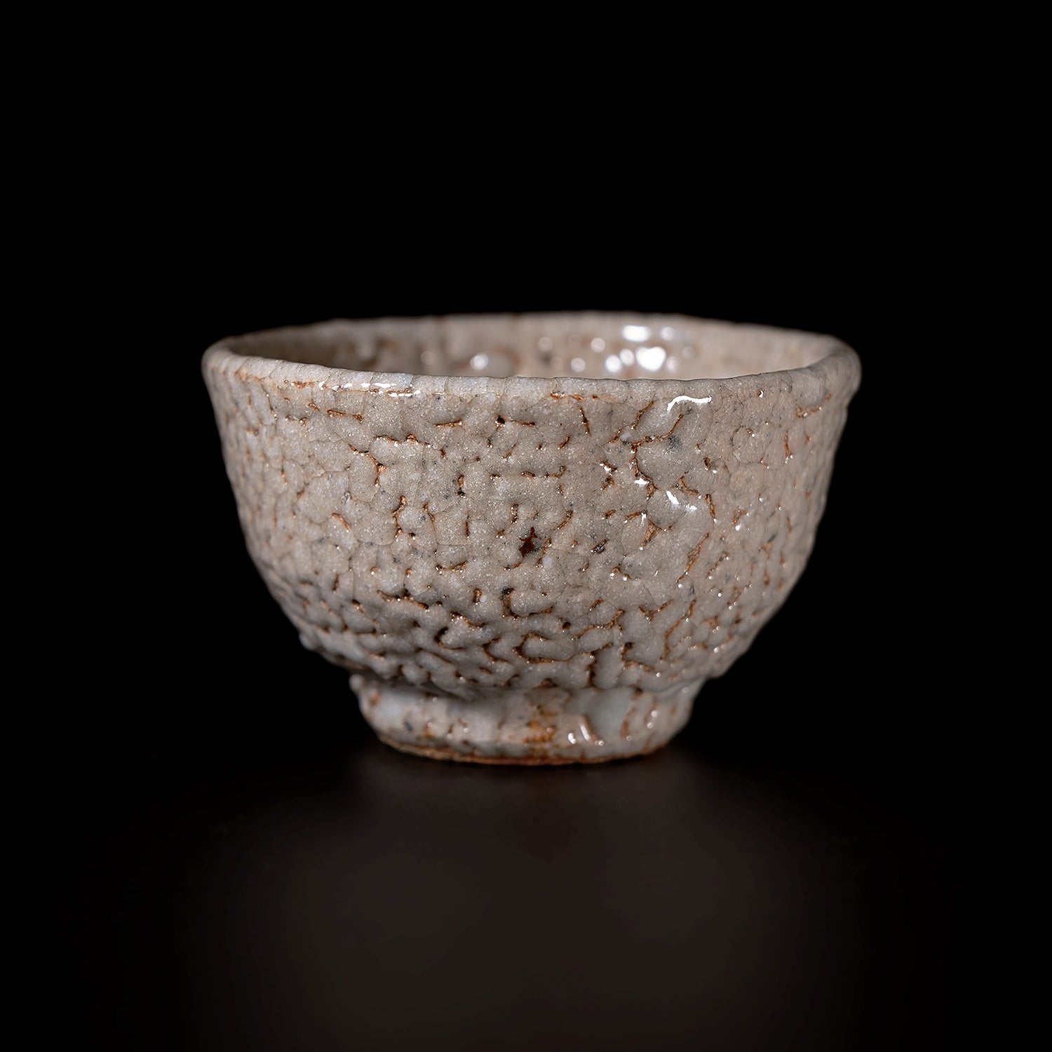 【期間限定】《Life with the Bloom》伊藤千穂　利休白梅花皮ぐい呑　ITCBGN015