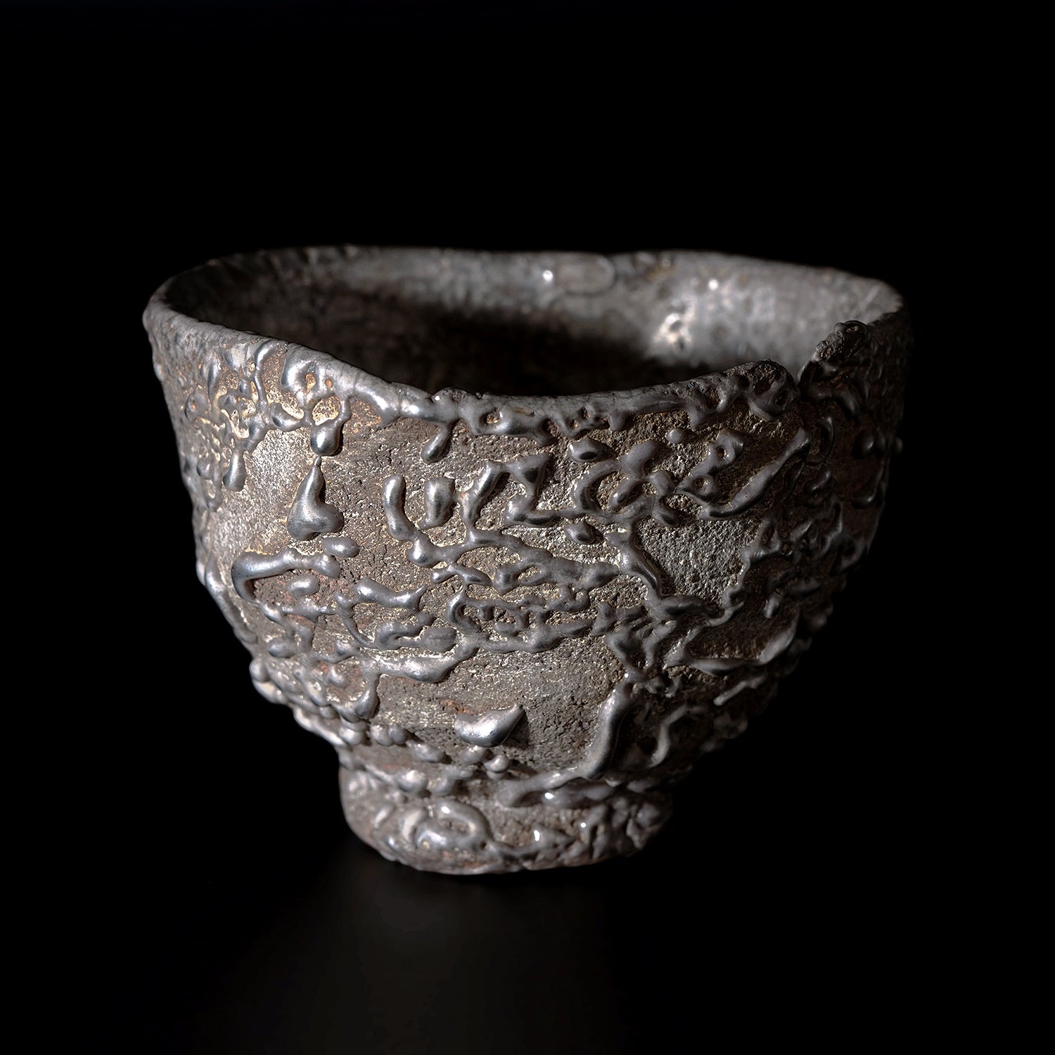 谷本洋　銀彩茶盌　TMYTB008P