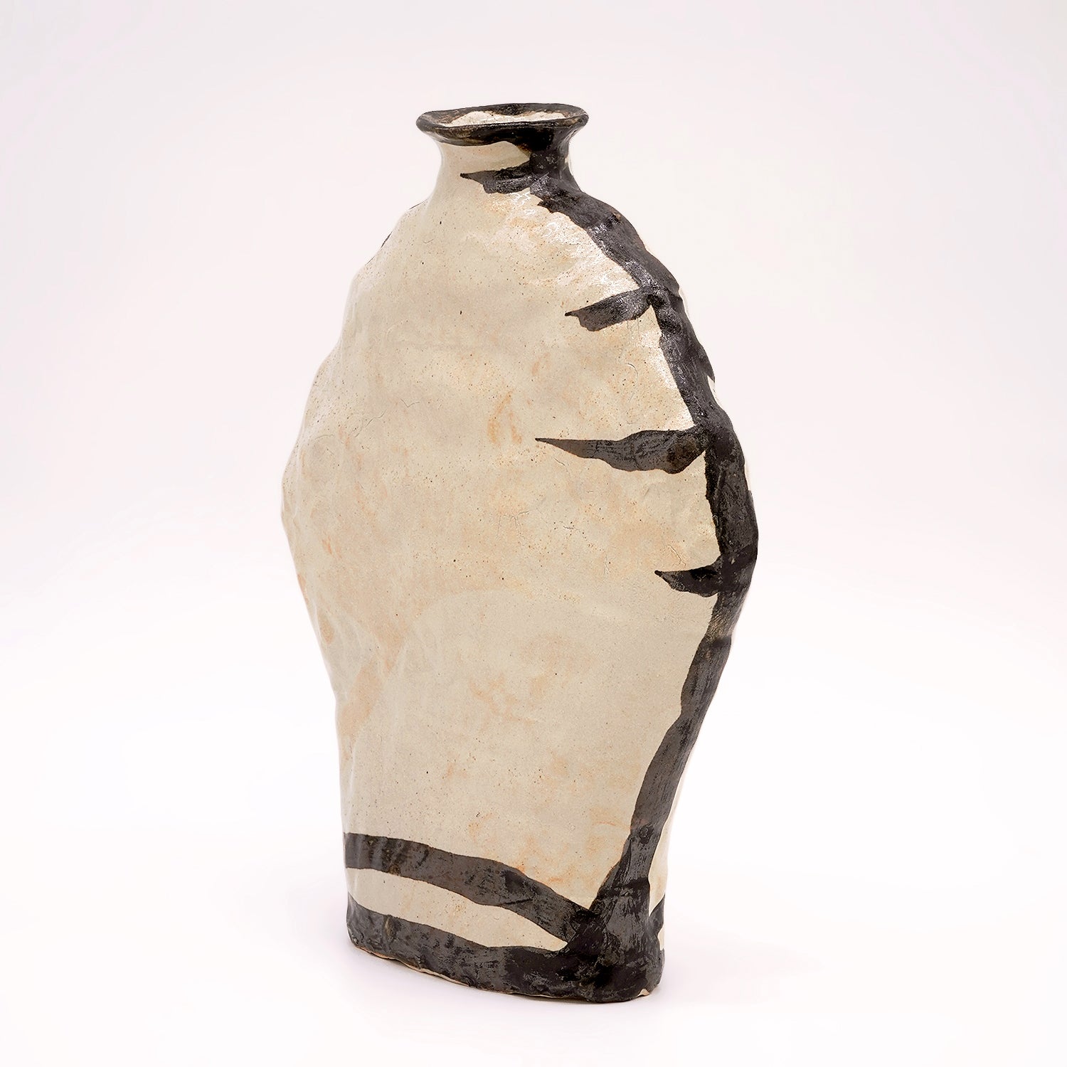 かのうたかお　錆絵線壺　KNTTU031