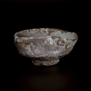 谷本洋 伊賀ぐい呑 TMYGN016P – 白白庵（PAKUPAKUAN）