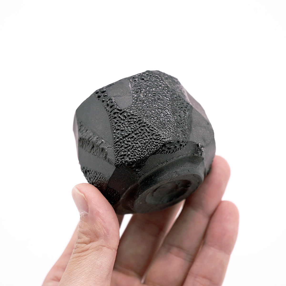 穂高隆児　黒梅花皮ぐい呑　HDKGN094