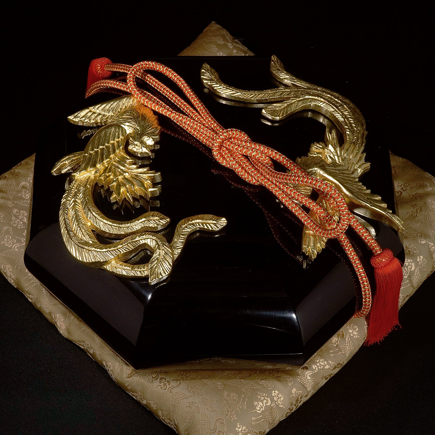 期間限定】《干支物☆縁起物展 2025》佐藤惠一郎 漆器鳳凰玉手箱