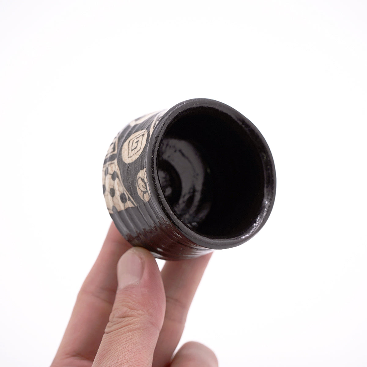 【期間限定】《Life with the Bloom》伊藤千穂　黒織部ぐい呑　ITCBGN005