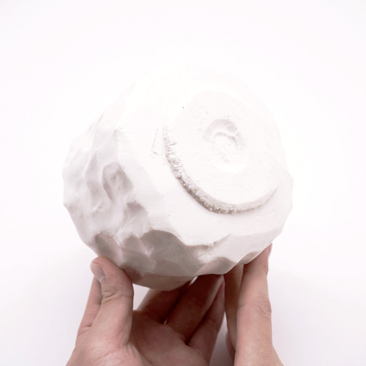 穂高隆児　白磁透光茶盌　HDKTB109