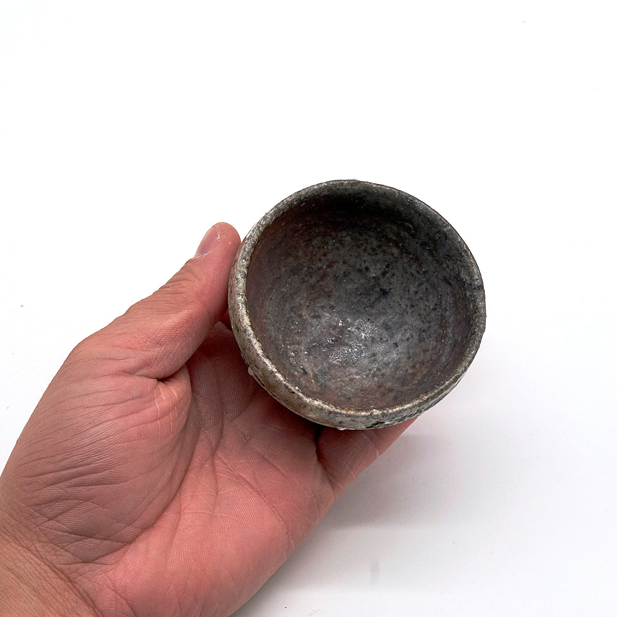 篠原希 焼締盃 SHNGN067 – 白白庵（PAKUPAKUAN）