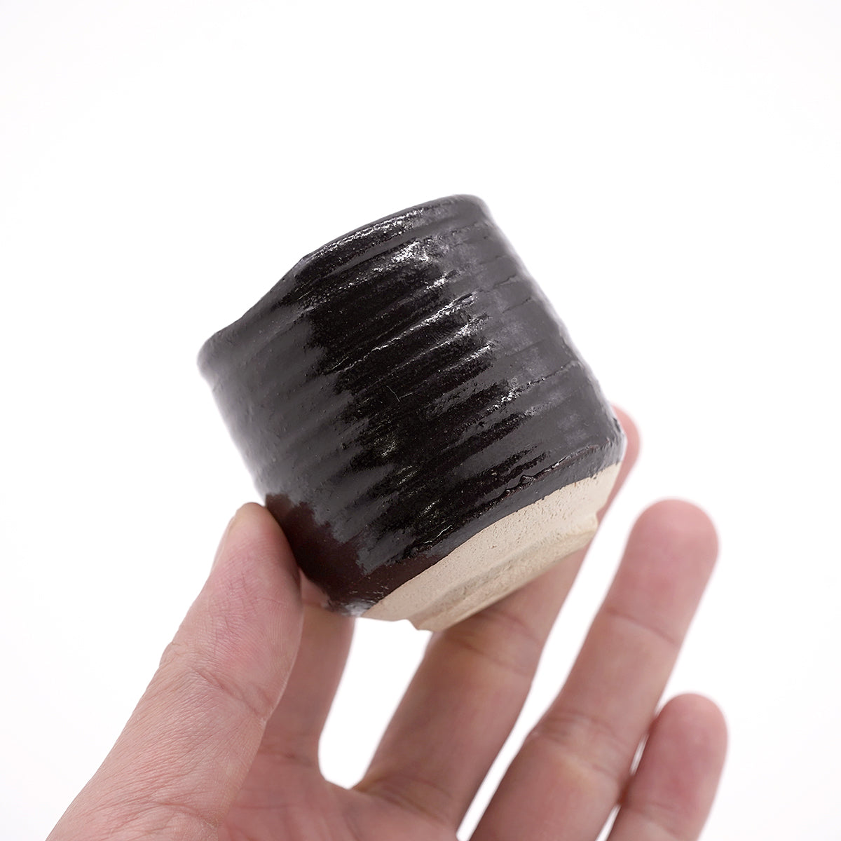 【期間限定】《Life with the Bloom》伊藤千穂　黒織部ぐい呑　ITCBGN006