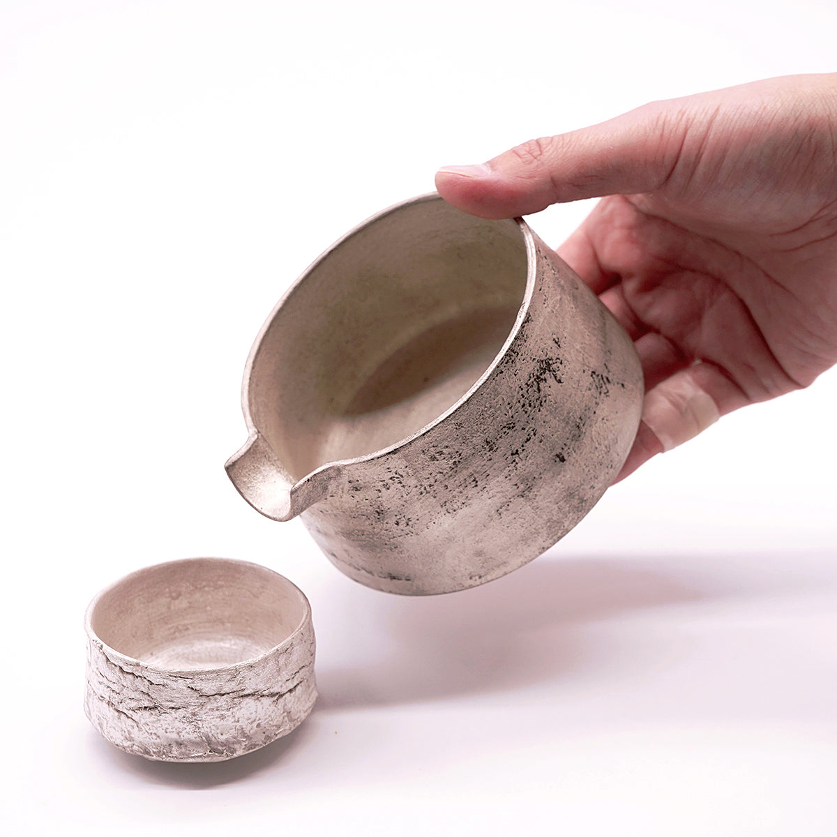 野田里美　侘び銀彩 片口　NODSK013