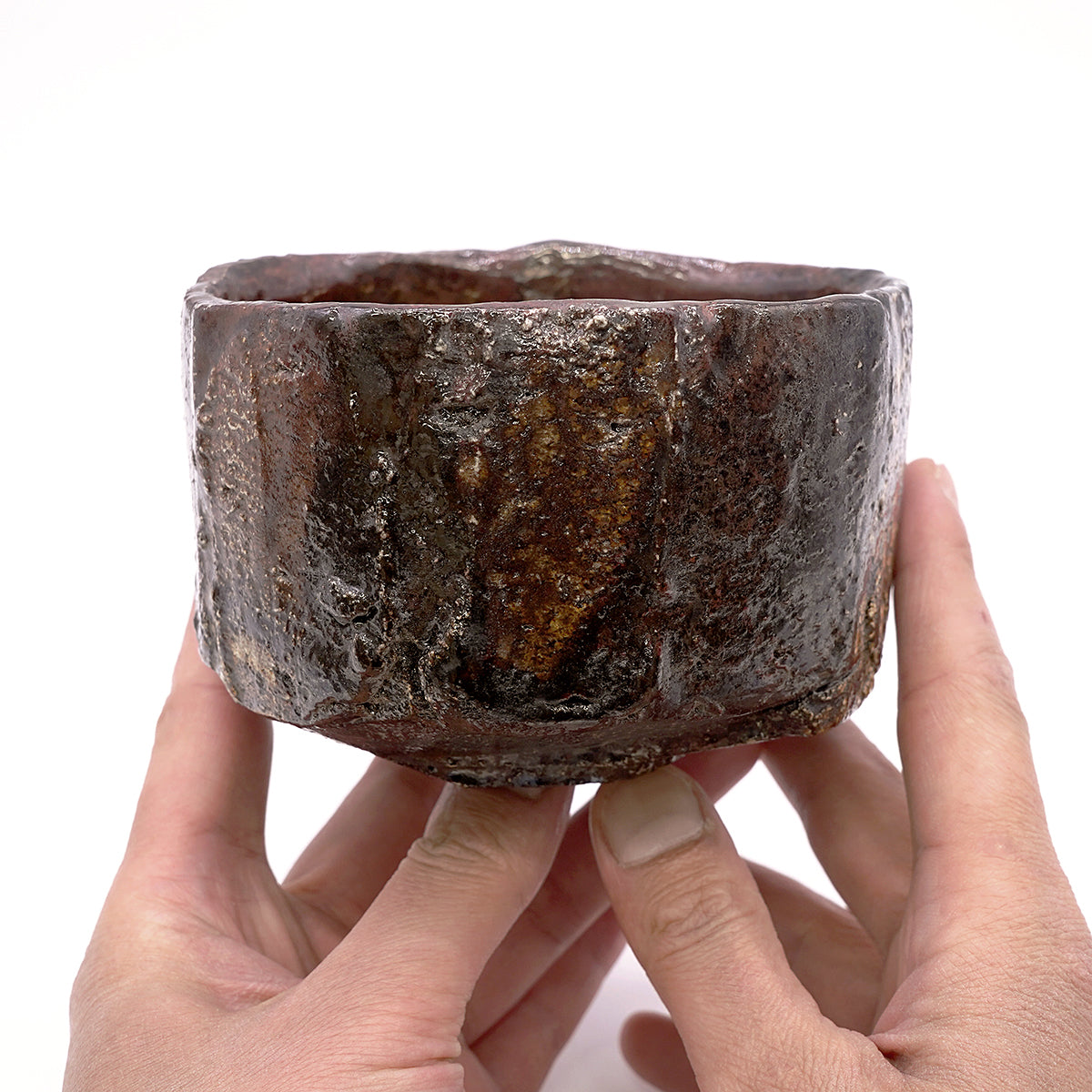 穂高隆児　窯変黒茶盌　HDKTB095