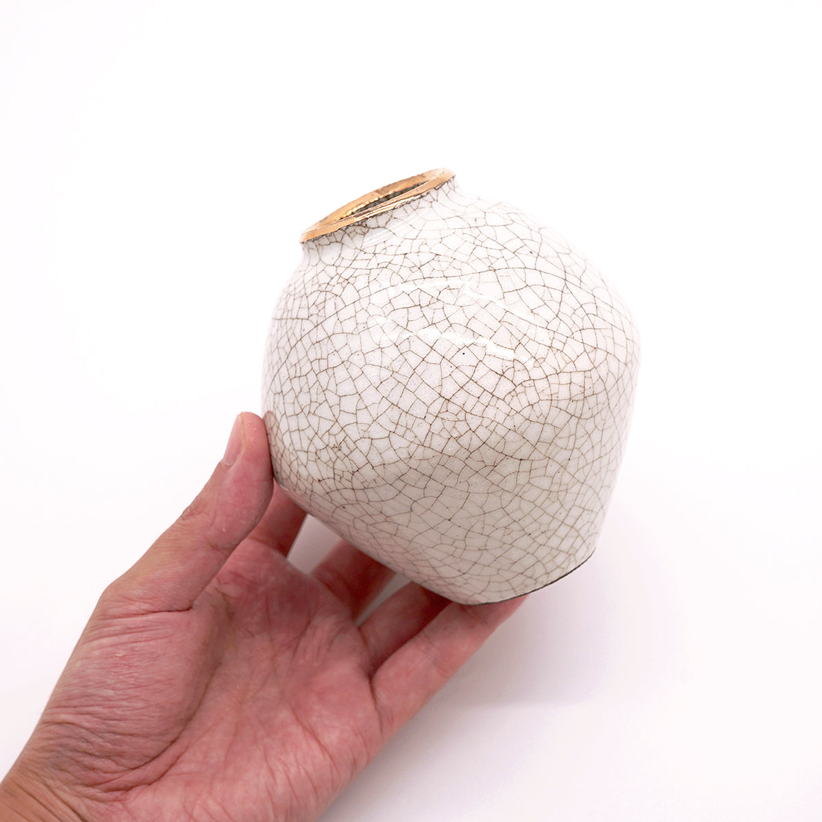 【期間限定】《Life with the Bloom》伊藤千穂　貫入金彩壺（小）　ITCBFV004