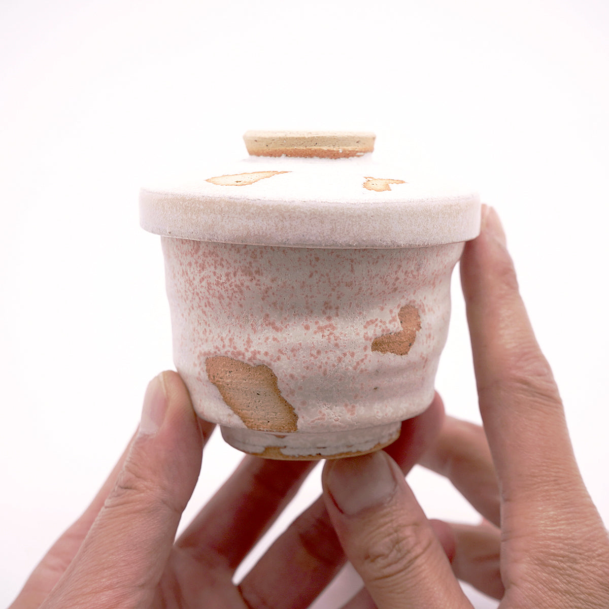 津田友子　蓋物 A 白雪 g-265　TSDTI082