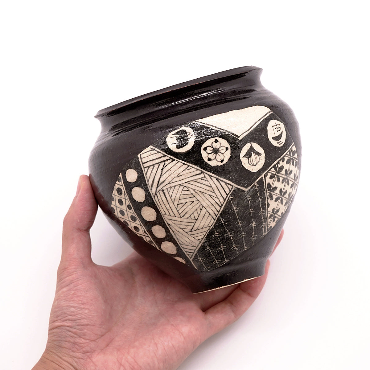 【期間限定】《Life with the Bloom》伊藤千穂　黒織部花器　ITCBFV005