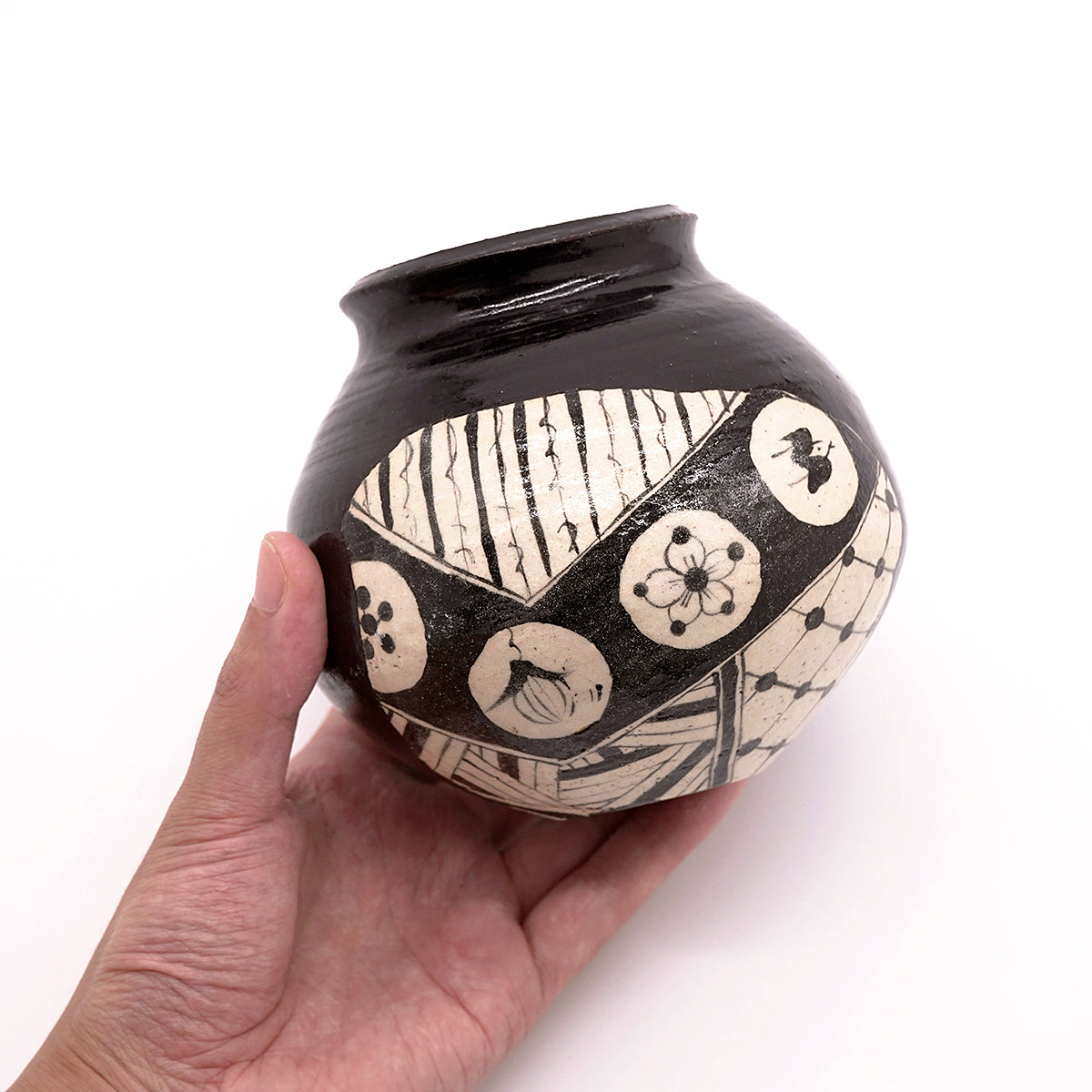 【期間限定】《Life with the Bloom》伊藤千穂　黒織部花器　ITCBFV006