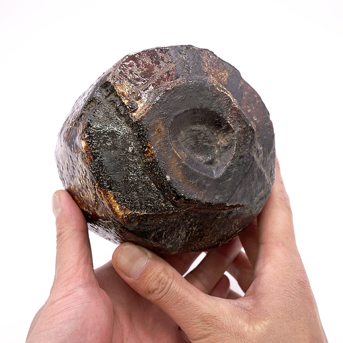 穂高隆児　窯変黒茶盌　HDKTB095