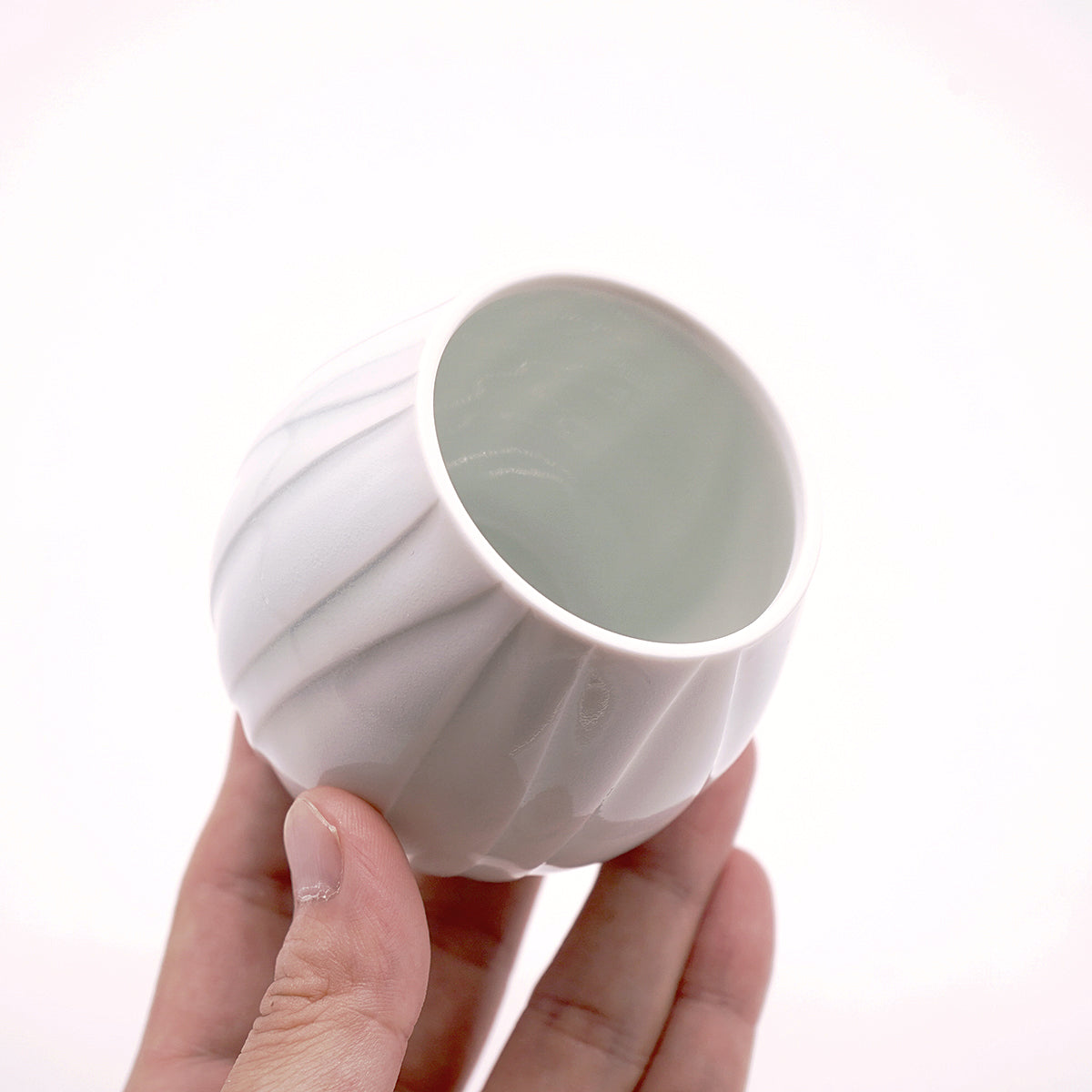 樽田裕史　ゆらぎ彫　蓋物　TRTTI030