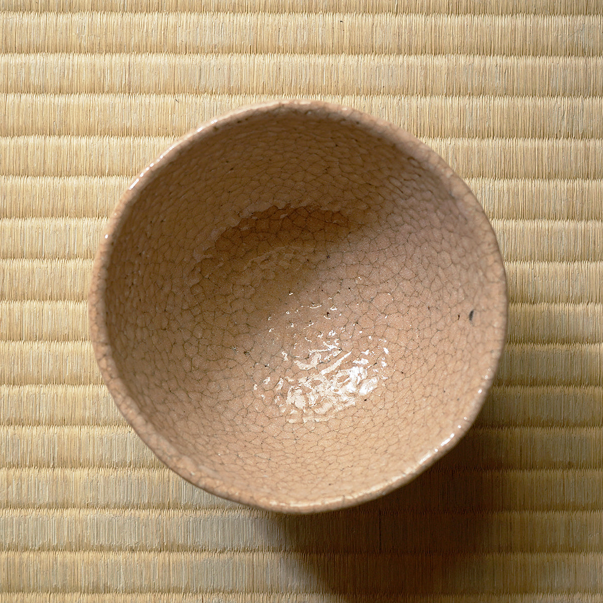 【期間限定】《Life with the Bloom》伊藤千穂　赤香梅花皮茶碗　ITCBTB008