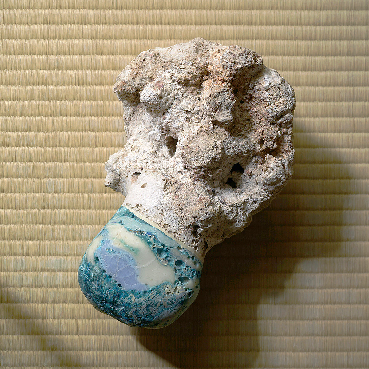 木ノ戸久仁子　「珊瑚の石」　KNKOB017