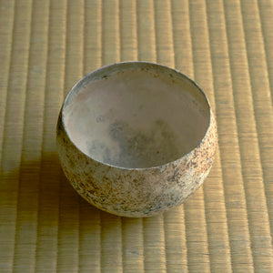 松本治幸 白磁窯変碗 HRYTB023P – 白白庵（PAKUPAKUAN）