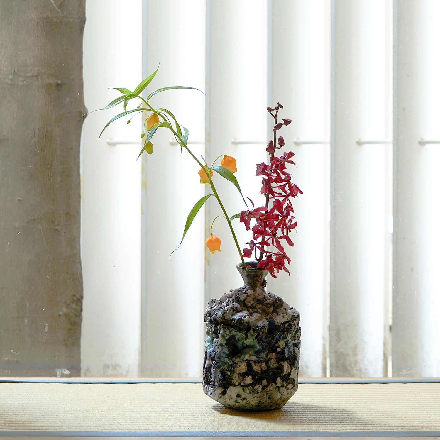 木ノ戸久仁子　稀晶石花器　KNKFV040