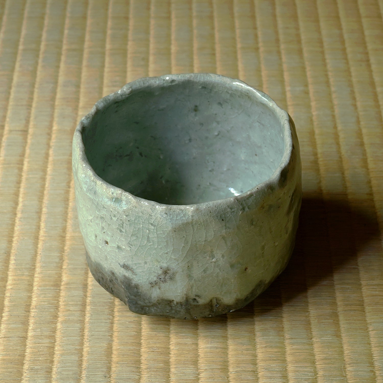 谷本洋 伊賀長石釉茶盌 TMYTB013P – 白白庵（PAKUPAKUAN）