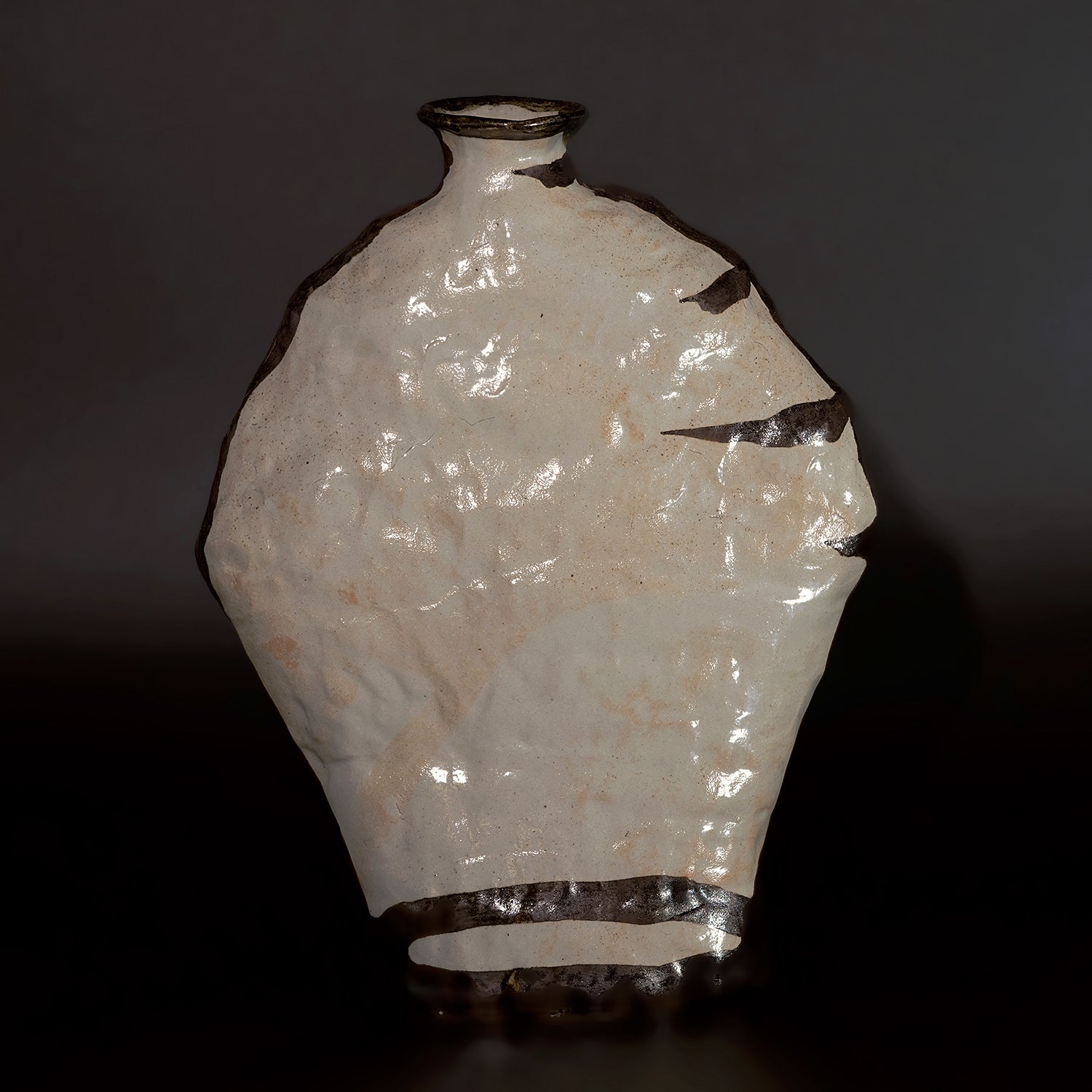 かのうたかお　錆絵線壺　KNTTU031