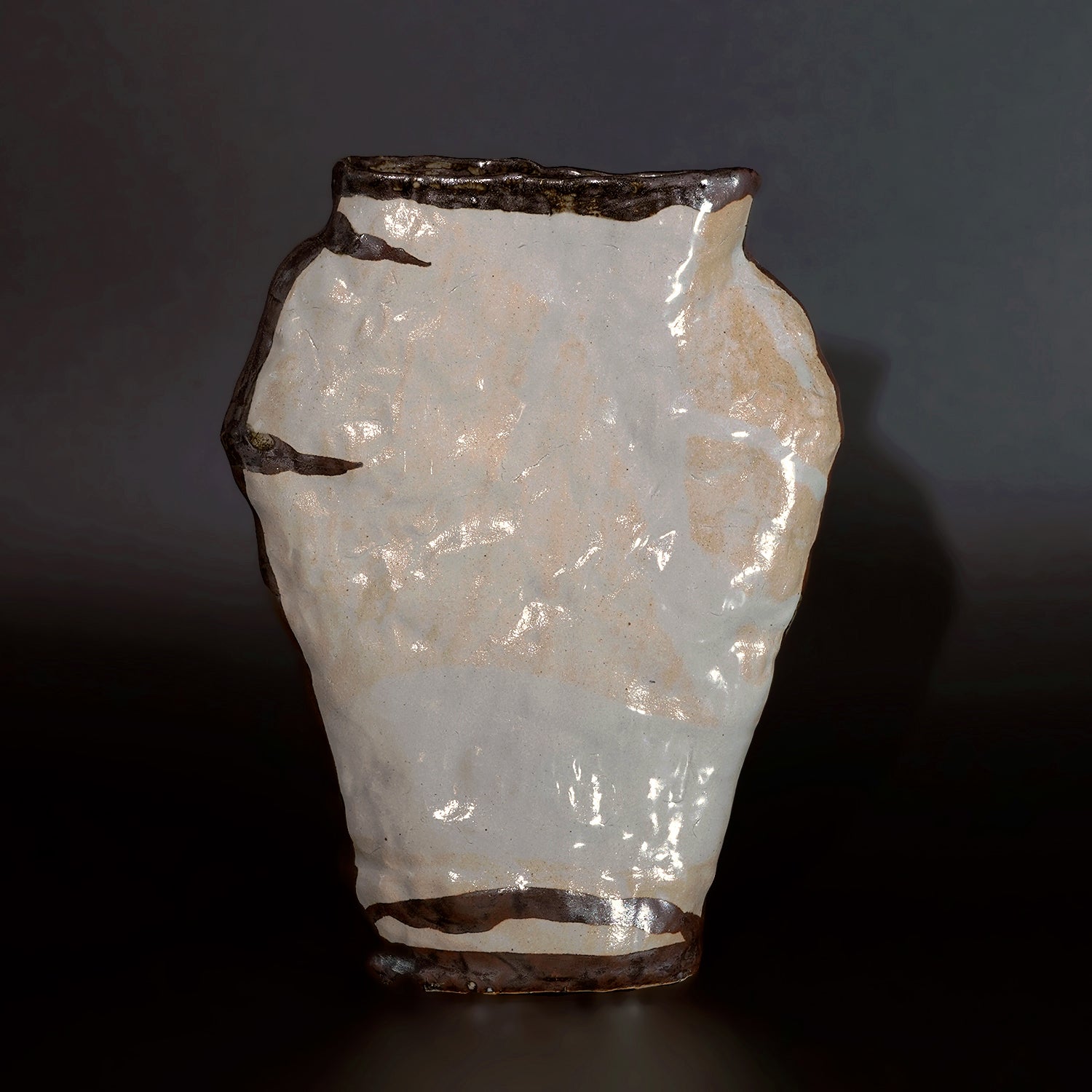 かのうたかお　錆絵線壺　KNTTU032