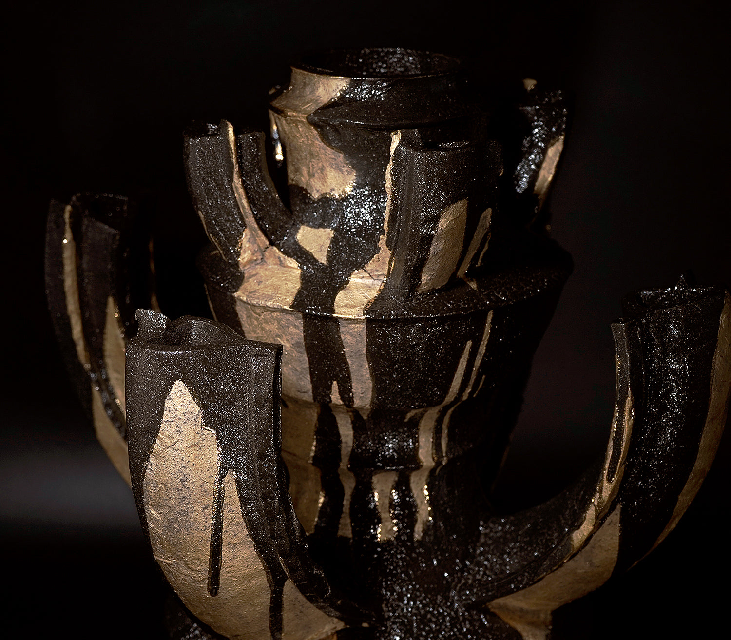 富田啓之　黒釉金彩多口壺　TMTFV051P