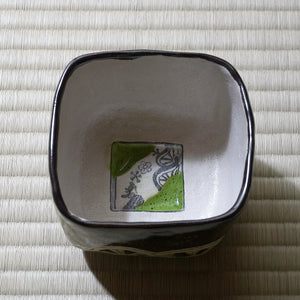 フクモ陶器　「飲残織部茶碗（四方蓋物）」　FKMTB002