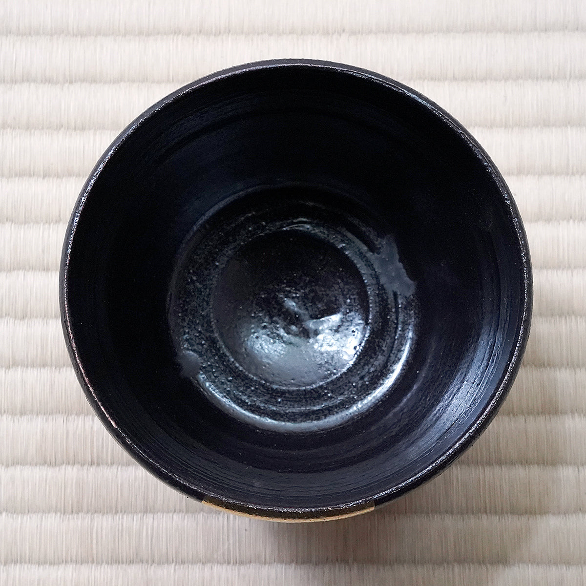 伊藤千穂　黒茶碗「釉斑紋」　ITCTB008
